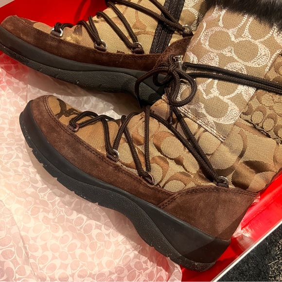 COACH LAURILYN PATCHWORK SIGNATURE CANVAS SUEDE FUR WINTER BOOTS - Picture 9 of 15